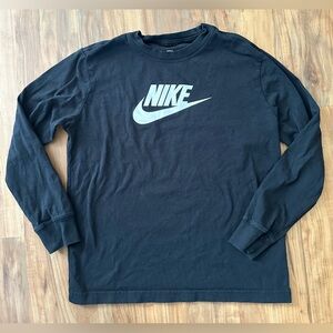 🌻3/$18 Nike Black Long Sleeve